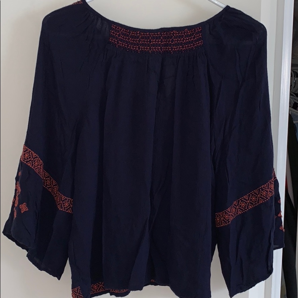 Flowy Top - Picture 2 of 3